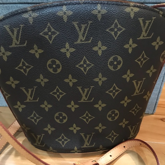 Purse - Picture 2 of 3